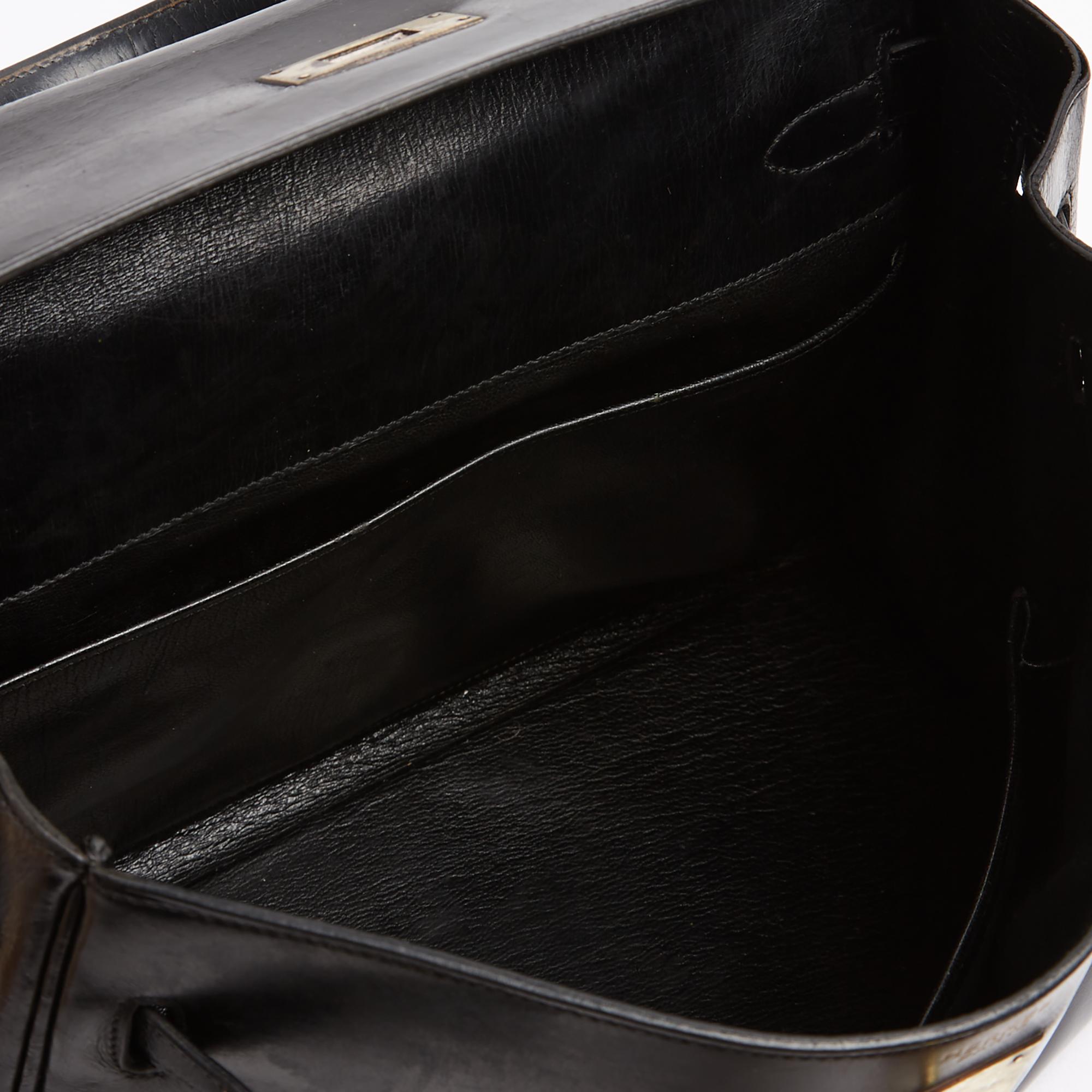 Hermès Sac Main 1965s Sac à main Kelly 32 en cuir noir avec bandoulière Hermès en vente 9