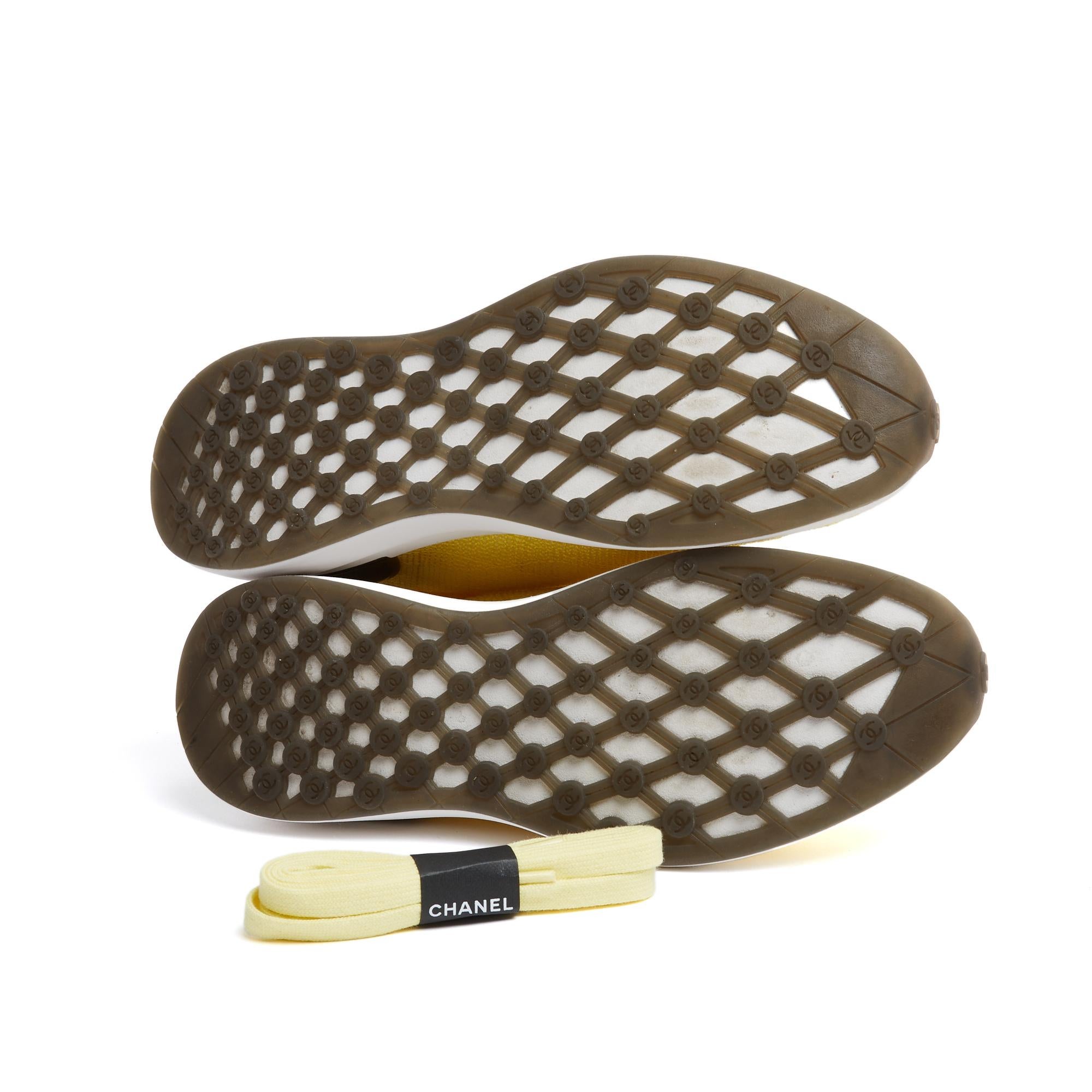 De las mujeres Chanel Baskets Lacets Jaune EU37.5 Yellow technic fabric CC Sneakers UK4.5 US7 en venta