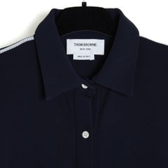 Bata de Thom Browne, color marino, modelo FR38, vestido camisero de punto azul marino, talla UK10, US8, en perfecto estado