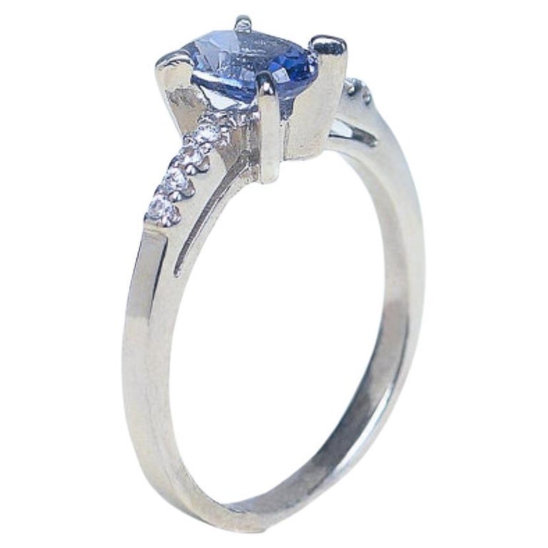 1ct Oval Natural Blue Sapphire Platinum Silver Engagement Ring For Sale at  1stDibs
