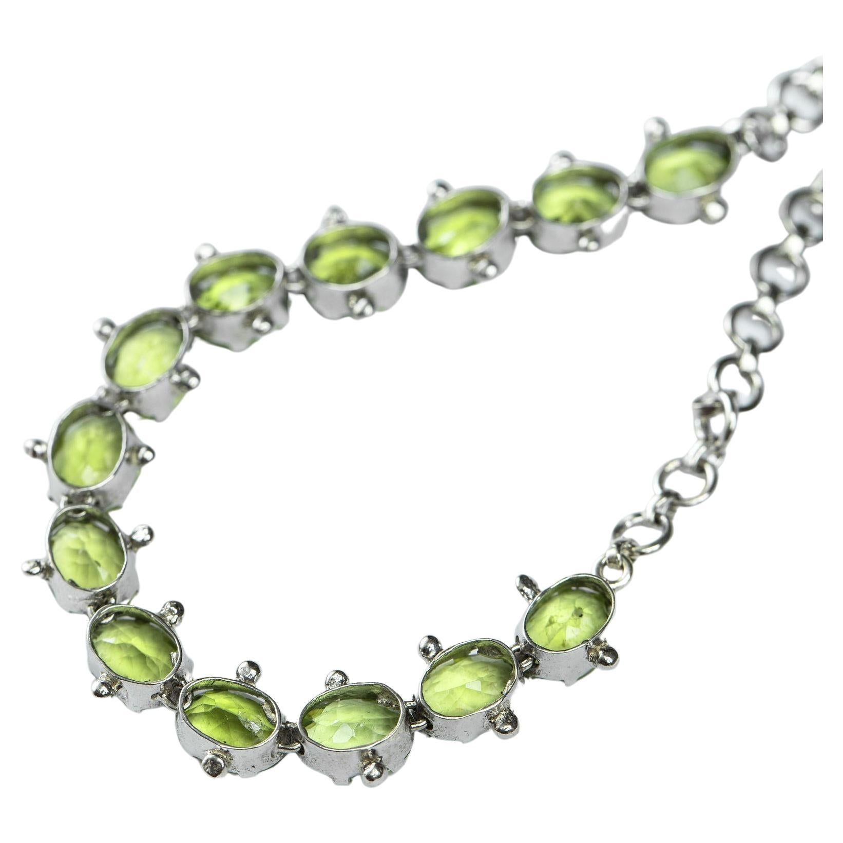 Oval Cut 13ctw Mint Green Peridot Tennis Bracelet For Sale