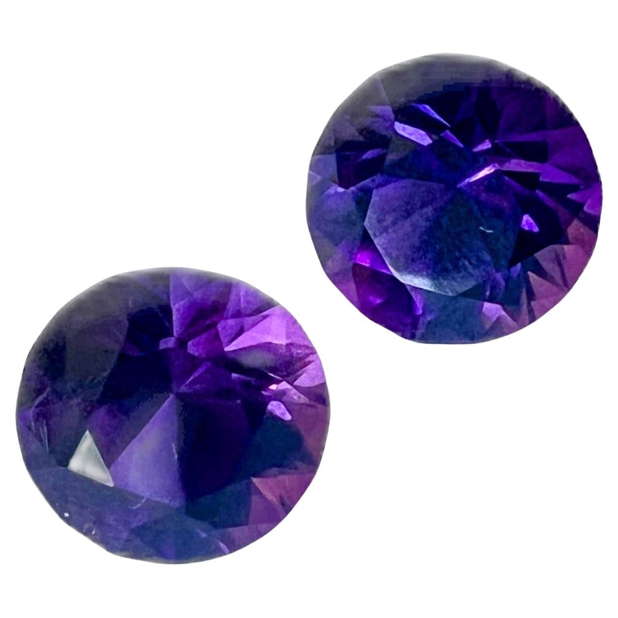 Taille ronde 7.15ct Round Cut Natural Purple Amethyst Gemstone Pair (paire de pierres précieuses) en vente