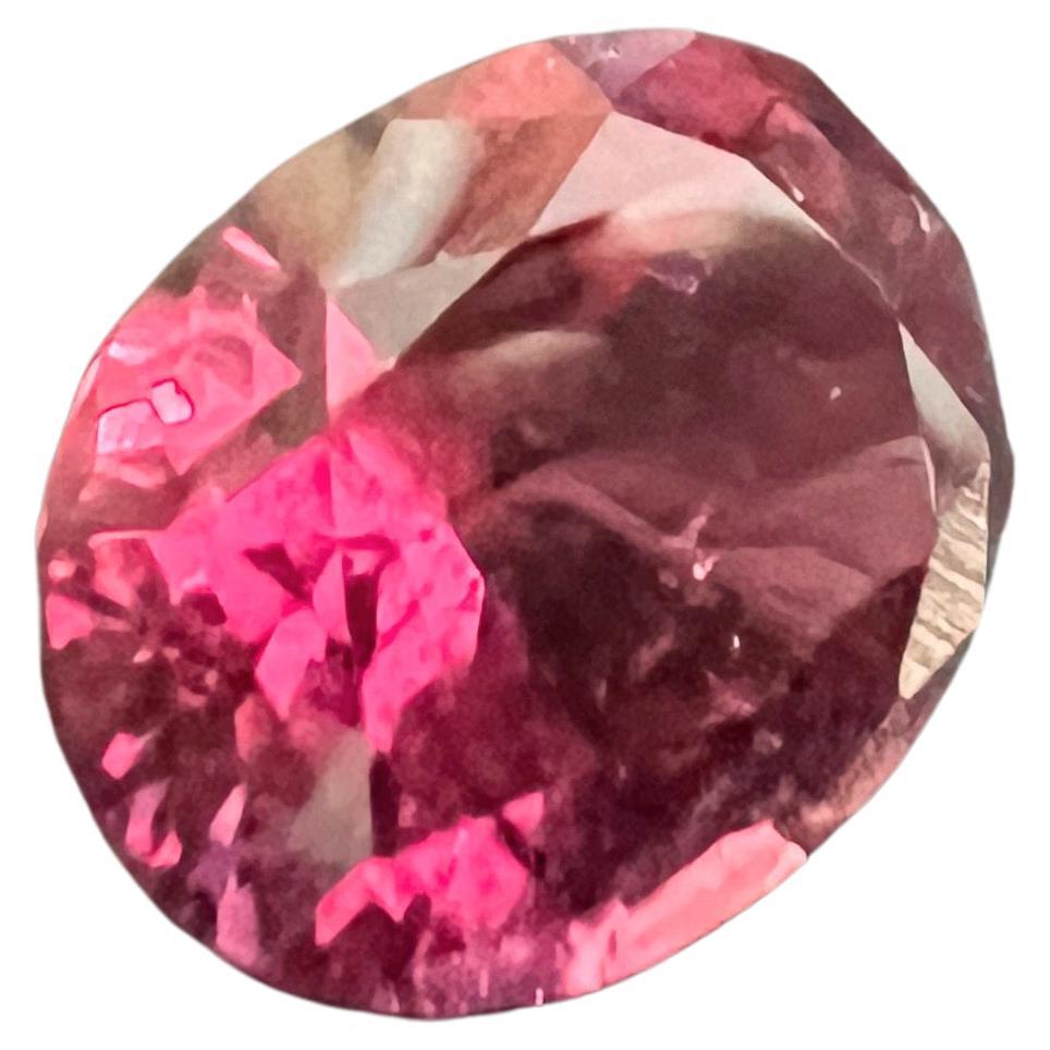 Contemporary 9.60ct Oval Dramatic Pink Rubellite Tourmaline Loose Gemstone For Sale