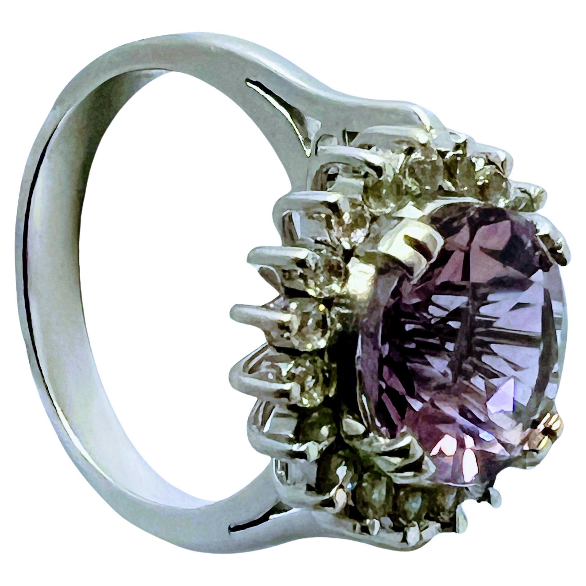 Contemporary 2.50ct Round Natural Amethyst Statement Ring For Sale