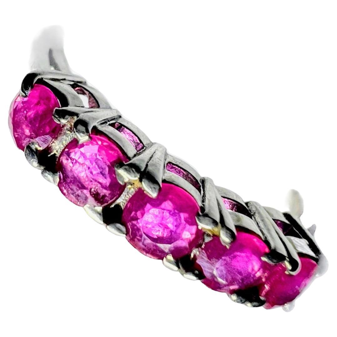 1.25ctw Pink Sapphire Band Ring  For Sale 1