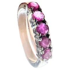1.25ctw Pink Sapphire Band Ring 