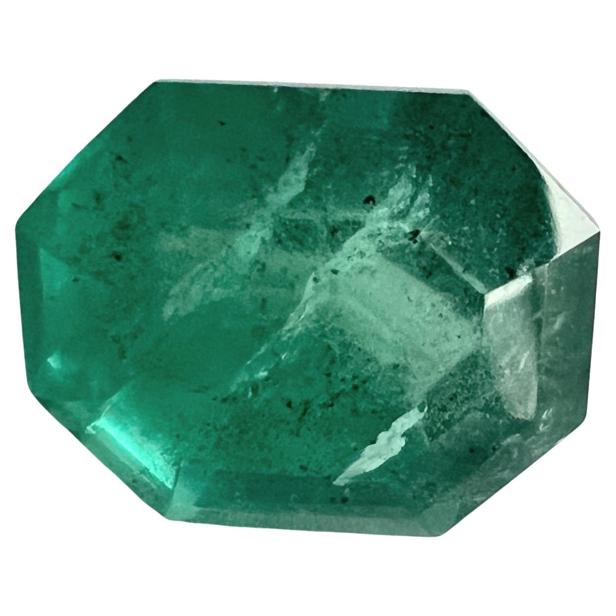 Women's or Men's 3.70ct Non-Oil Natural Emerald Gemstone For Sale
