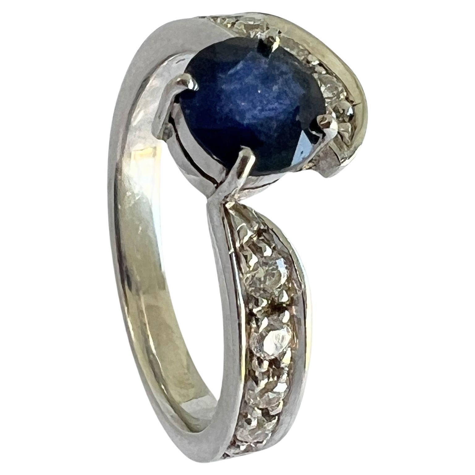 1ct Blue and White Sapphire Ring For Sale