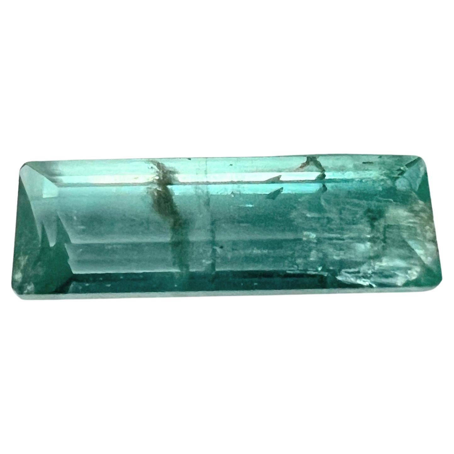 3.65ct NON-OILED Rectangular Natural EMERALD Gemstone For Sale 1