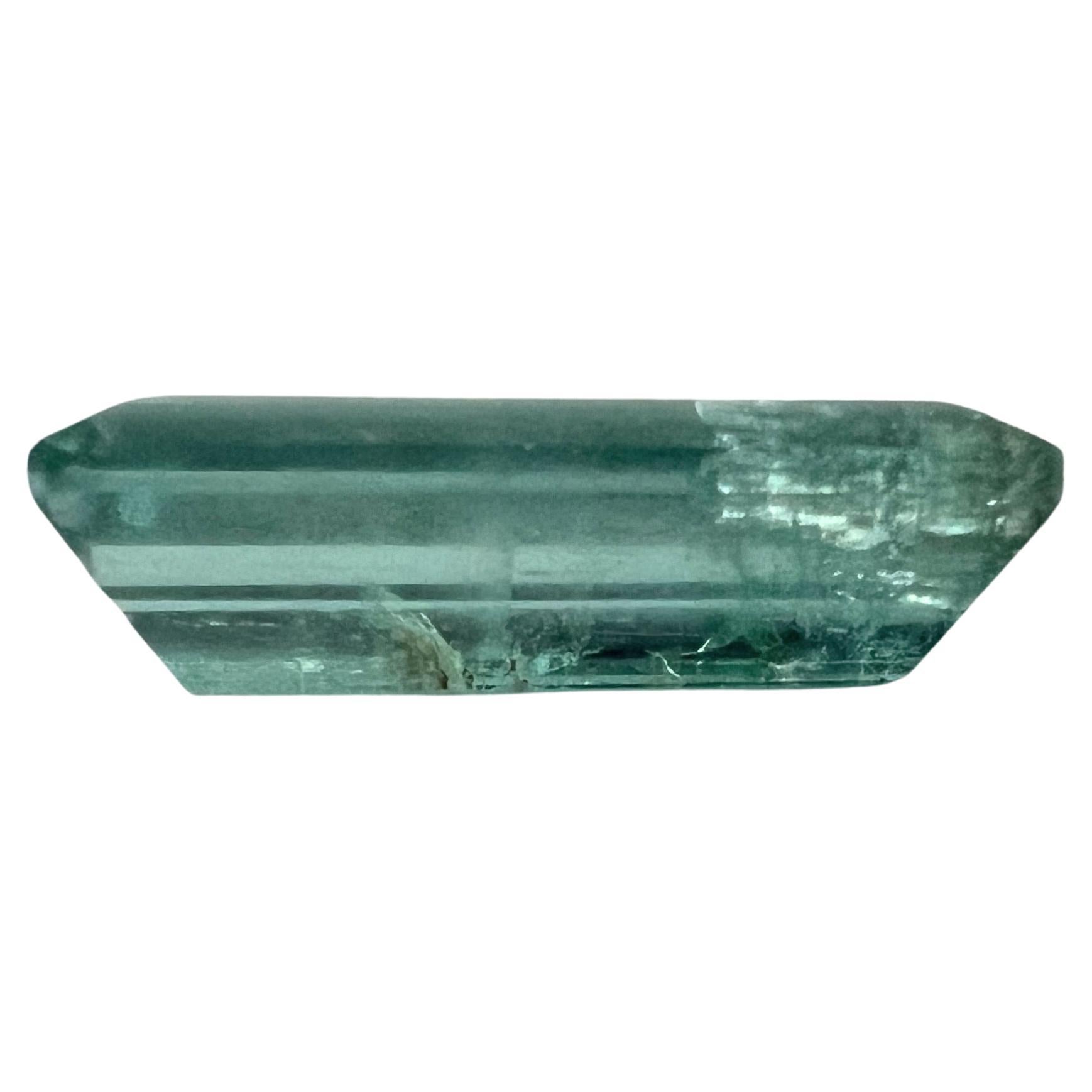 3.65ct NON-OILED Rectangular Natural EMERALD Gemstone In New Condition For Sale In Sheridan, WY