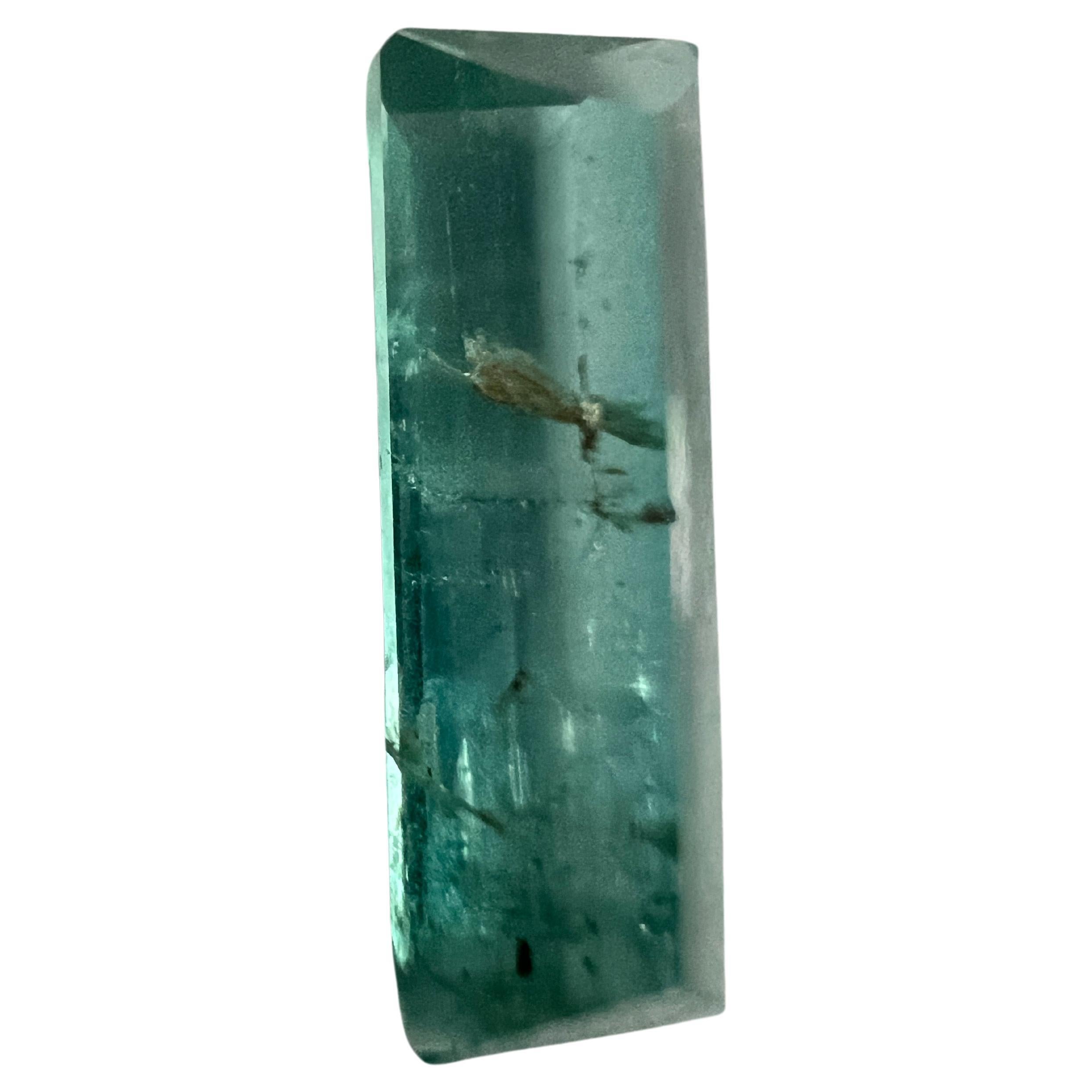Artisan 3.65ct NON-OILED Rectangular Natural EMERALD Gemstone For Sale