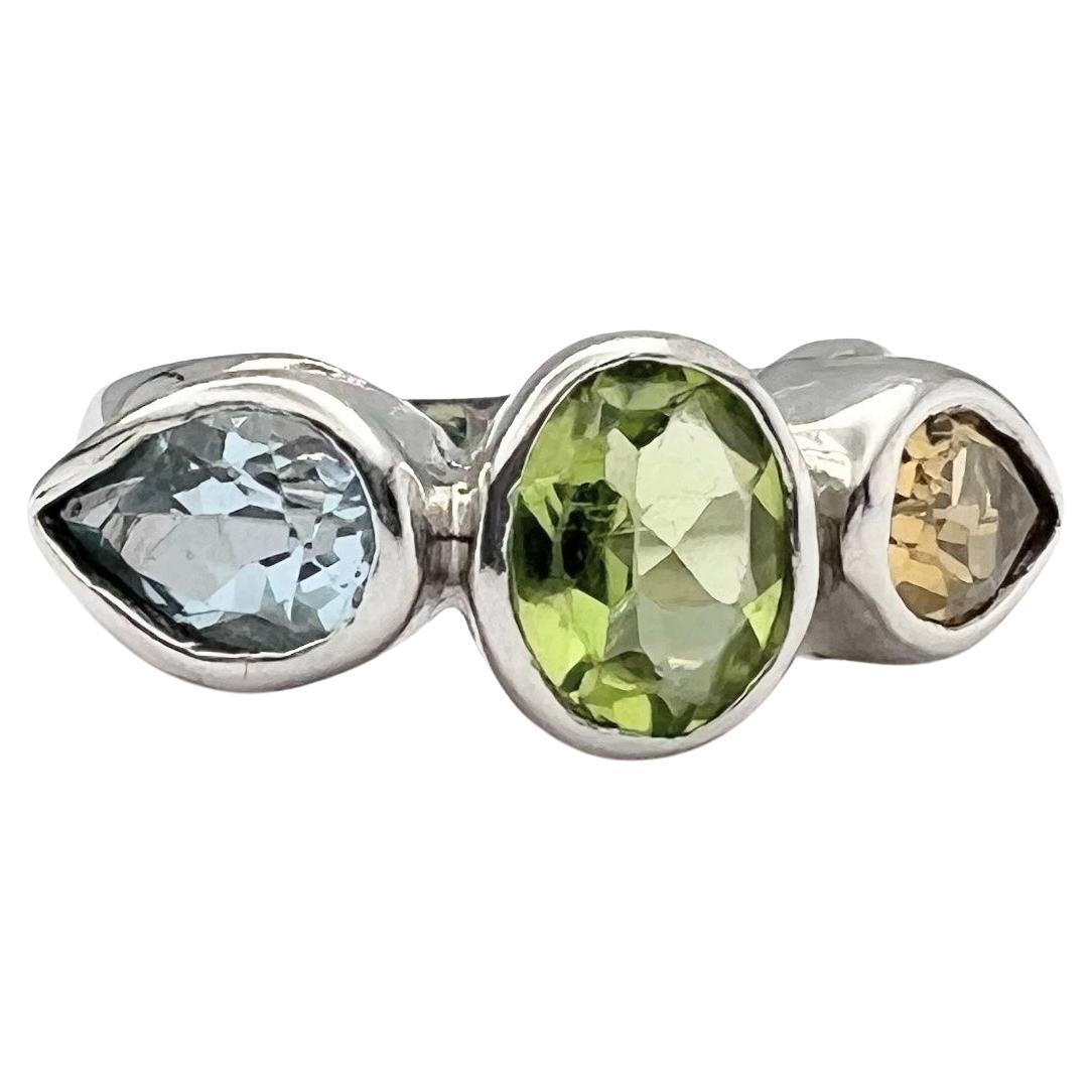 Natural Three Stone Dome Ring: Peridot, citrine and Topaz Fusion In New Condition For Sale In Lanham, MD