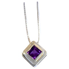 Handgefertigte quadratische natürliche Amethyst-Halskette mit Anhänger