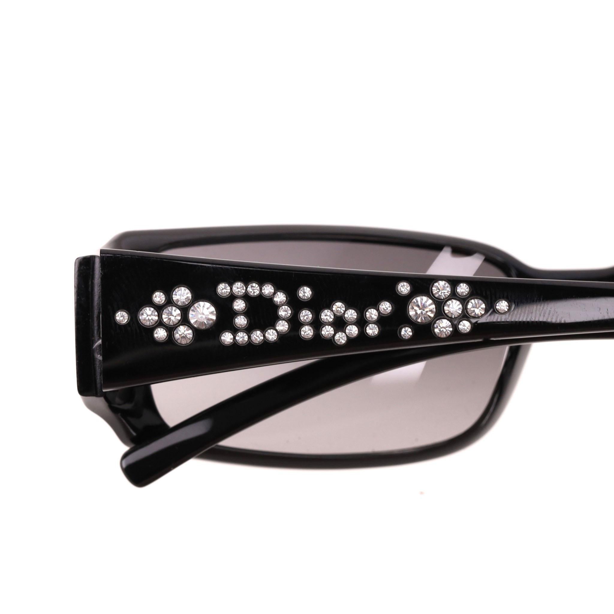 Donna Occhiali da sole Christian Dior con logo in cristallo sulle stanghette in vendita