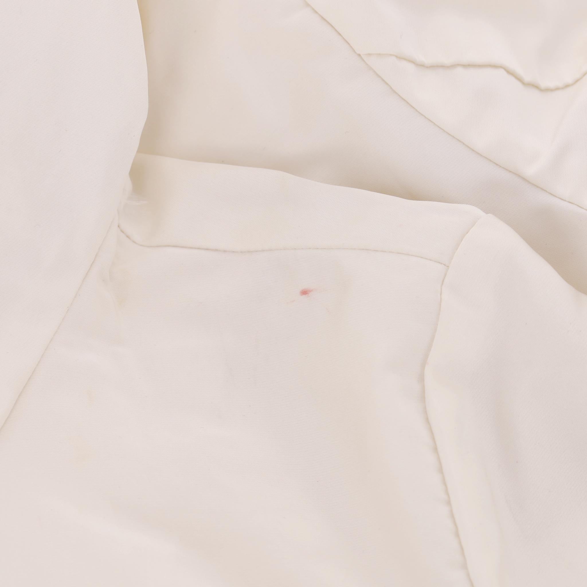 Giacca Moncler con ricamo floreale in vendita 5