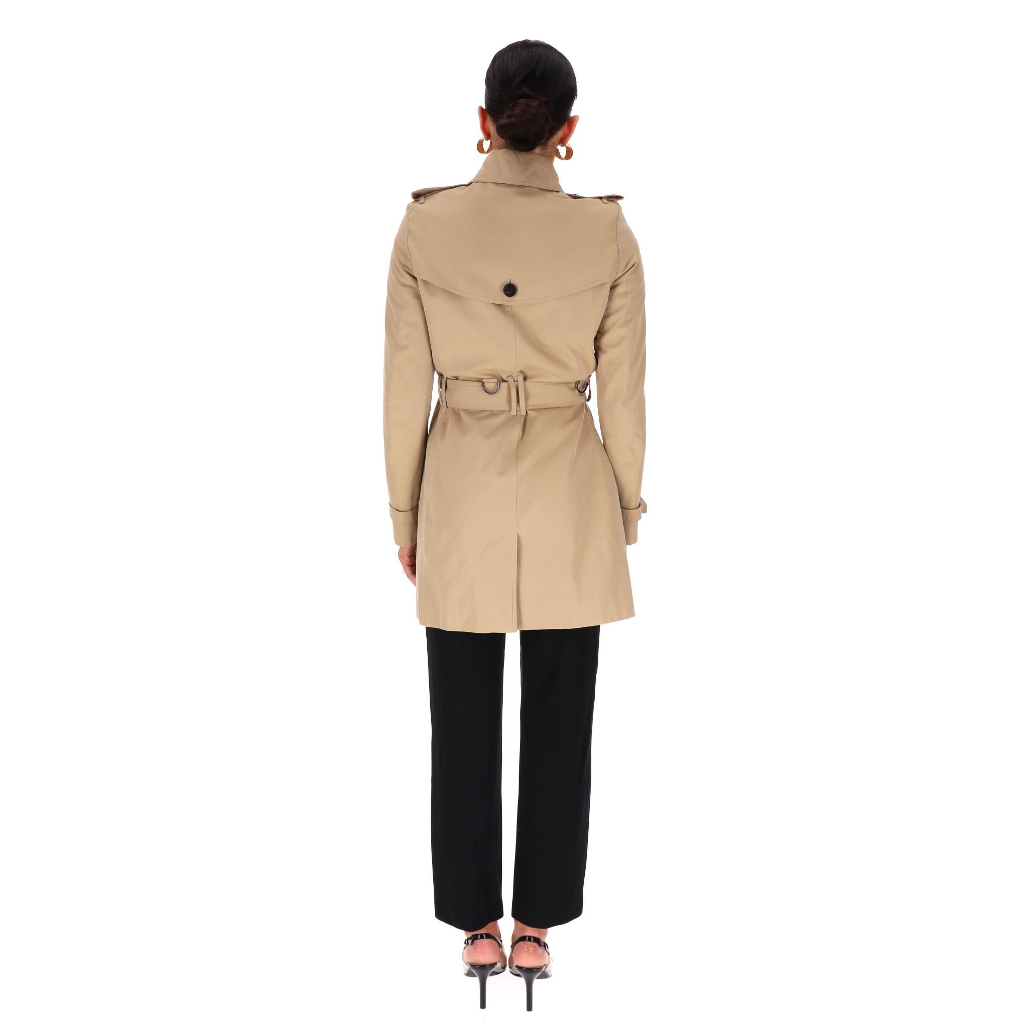 Trench Kensington di media lunghezza di Burberry In condizioni ottime in vendita a London, GB