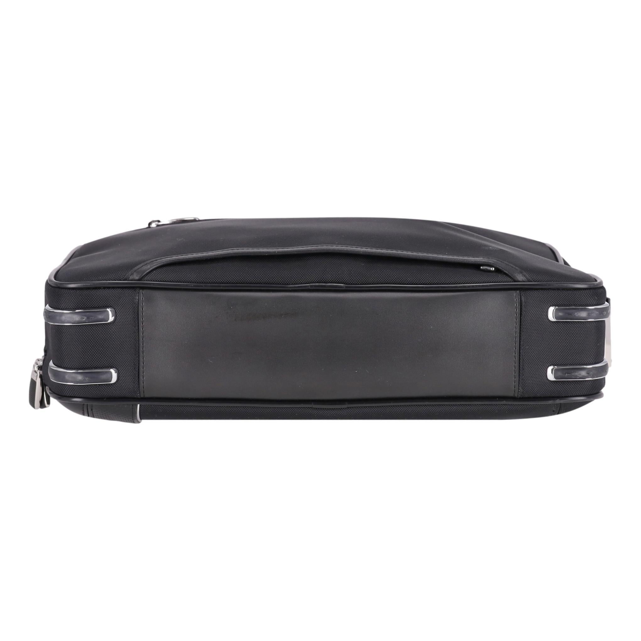 Tumi Arrivé Sadler Porte-documents/sacoche avec garniture en cuir en vente 2