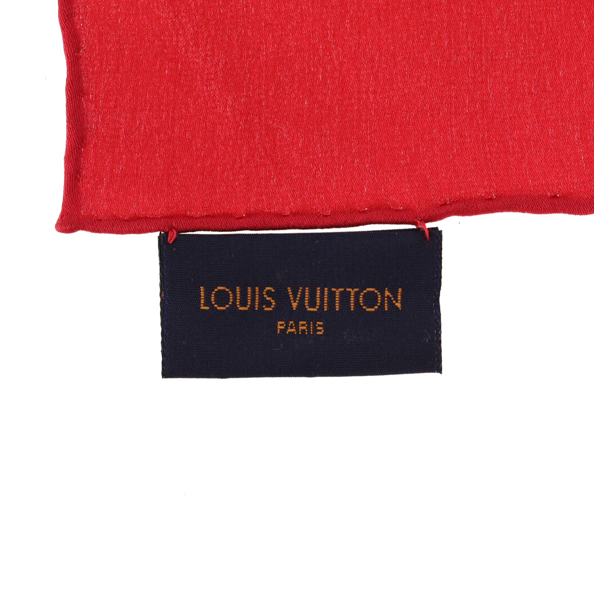 Foulard en soie Monogram Monaco de Louis Vuitton en vente 2