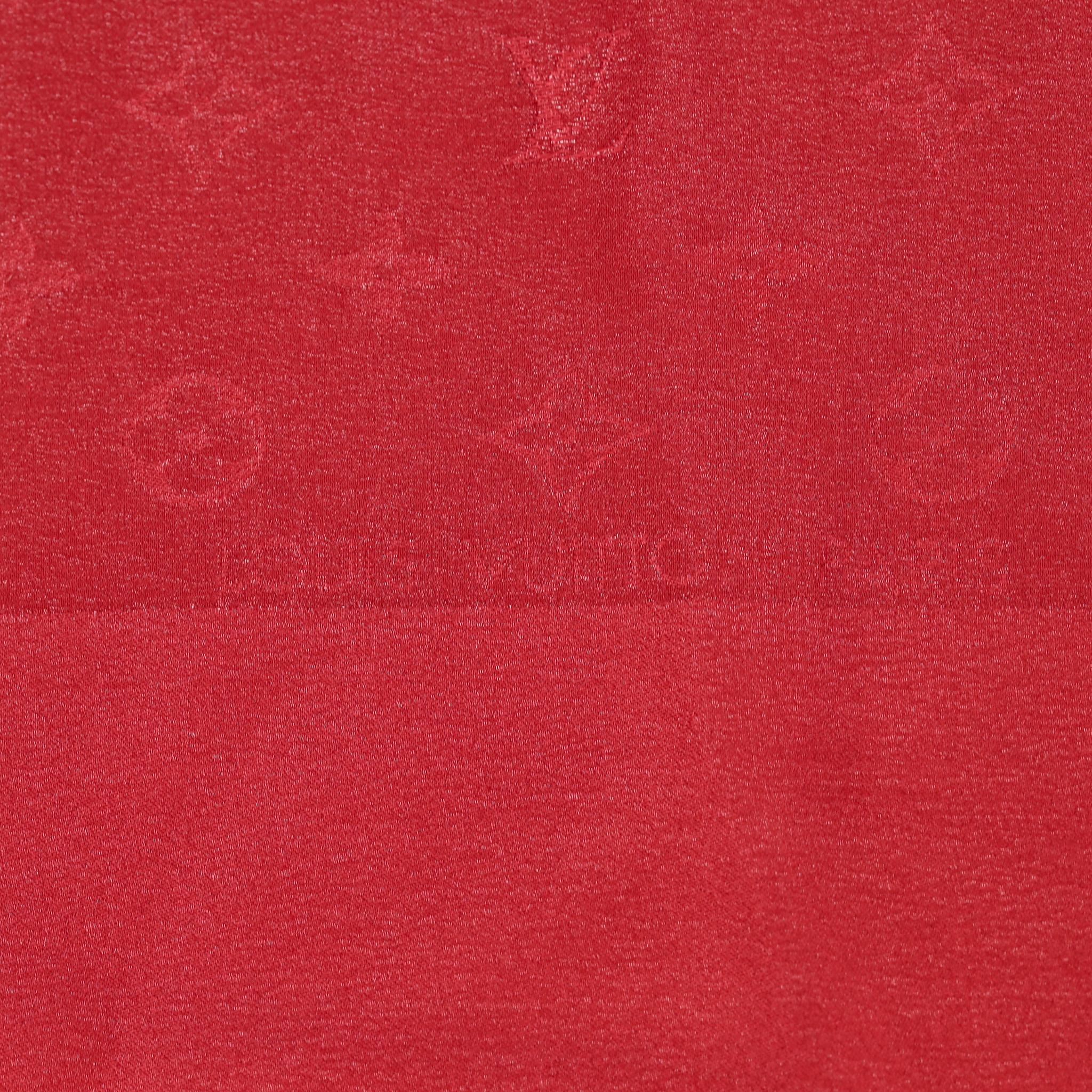 Foulard en soie Monogram Monaco de Louis Vuitton Pour femmes en vente