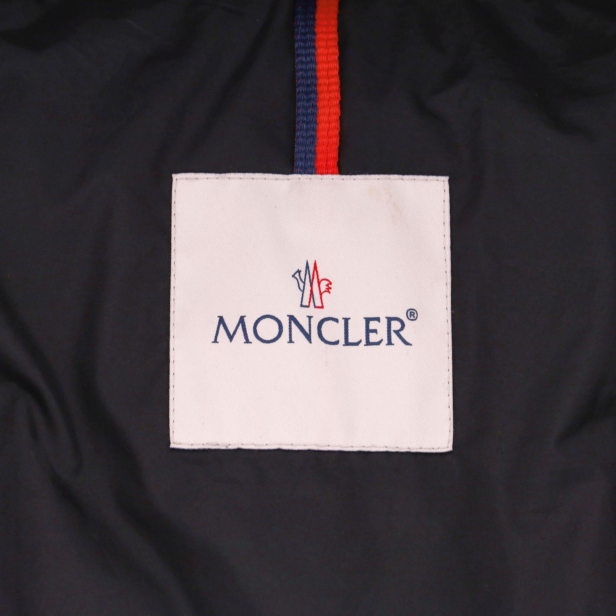 Moncler Ebre - Giacca con cappuccio in piuma d'oca in vendita 1