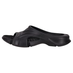 Balenciaga Mold Rubber Slide Sandals