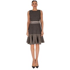 Vestido de corte en A de Etro, de mezcla de lana y angora, con la cintura adornada con abalorios