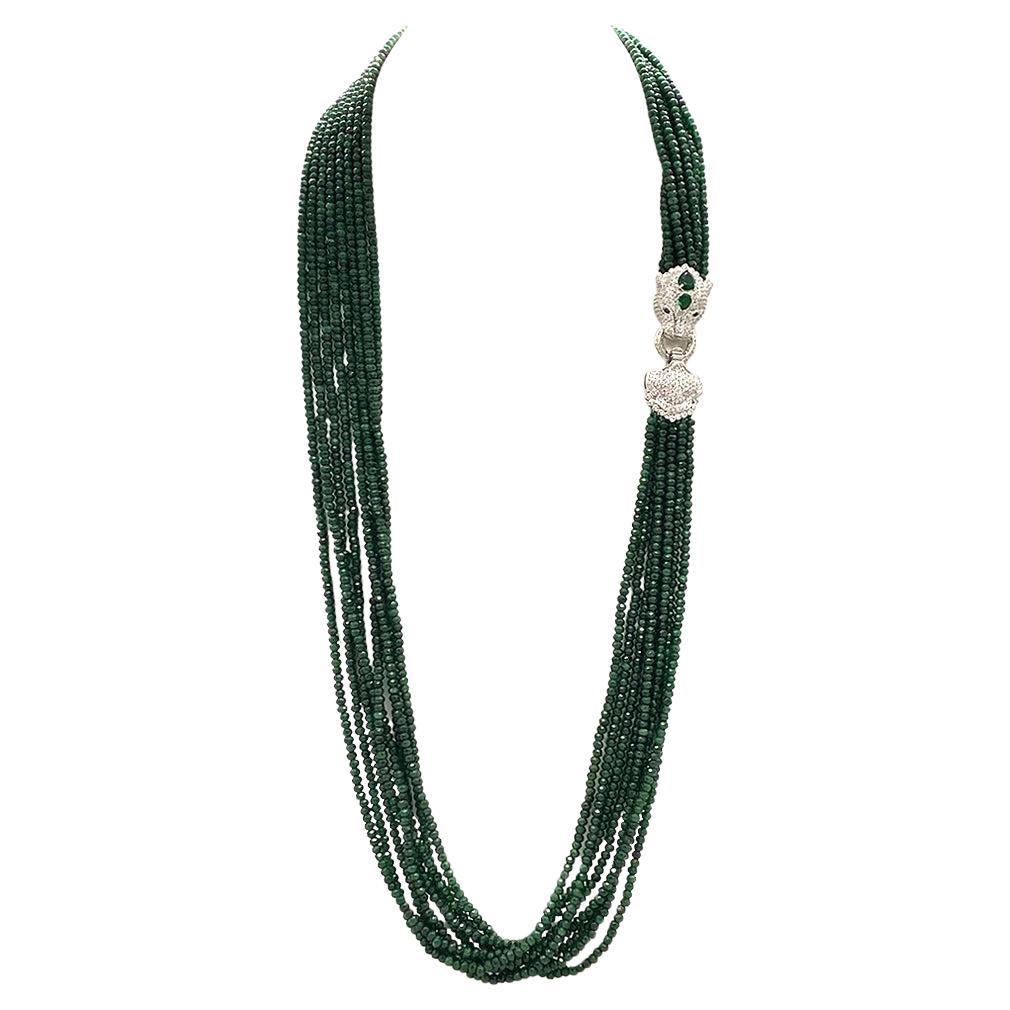 Collana di giada a più fili con chiusura a testa di leopardo in argento in vendita