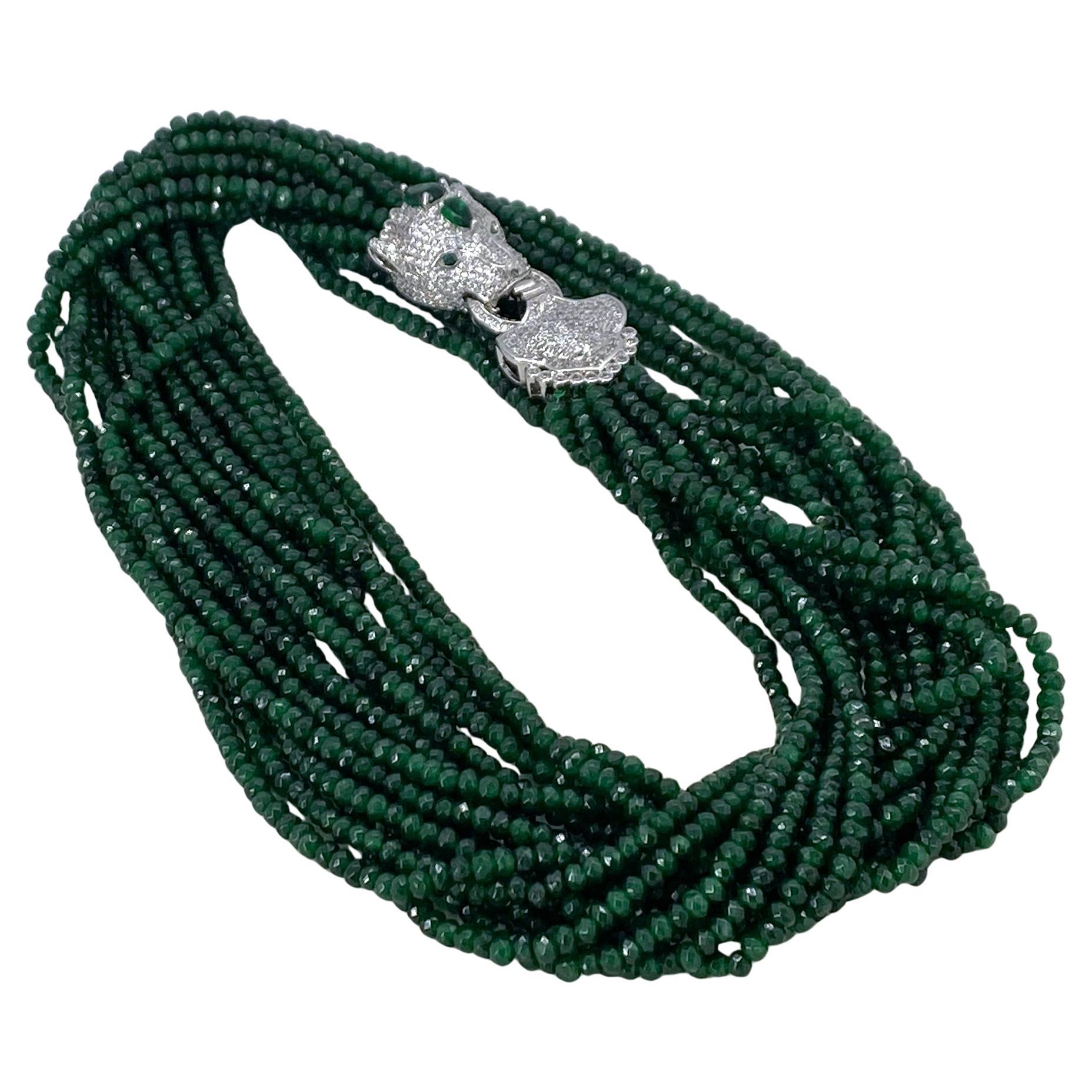 Art Déco Collana di giada a più fili con chiusura a testa di leopardo in argento in vendita