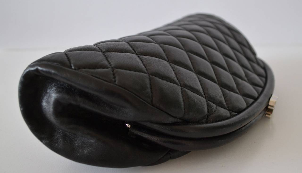 Chanel Clutch quilted 1
