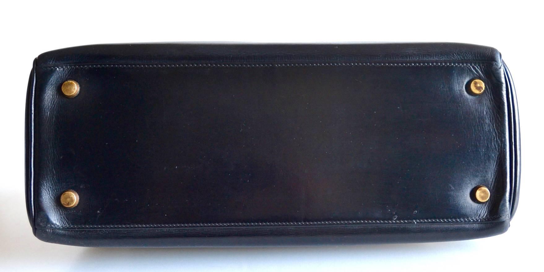 Hermès Kelly 28 Black box leather In Good Condition In Paris, FR