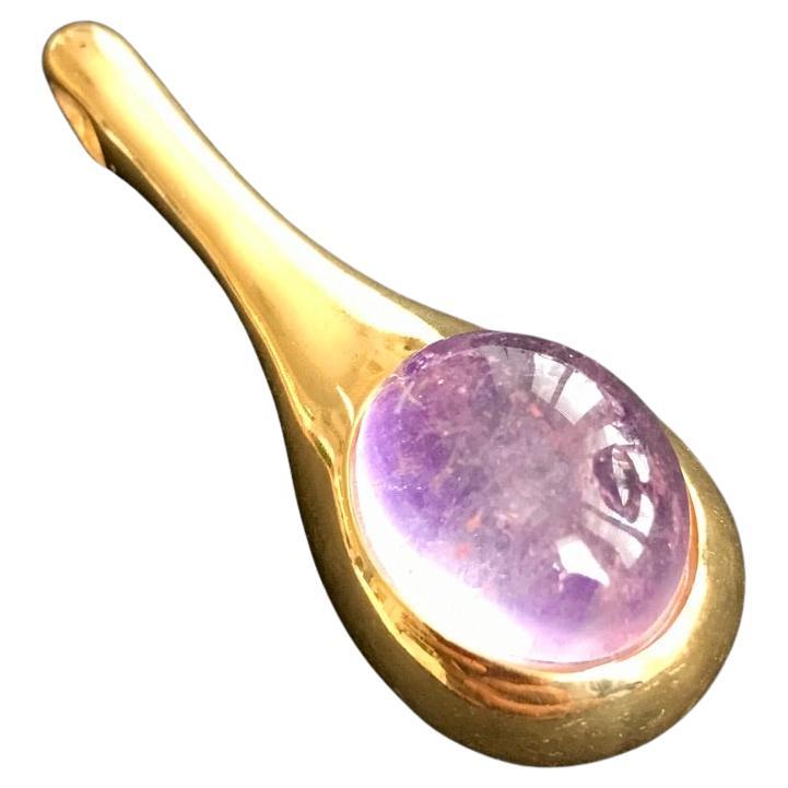 Pendentif 'gouttelette' en améthyste cabochon sur collier en vente
