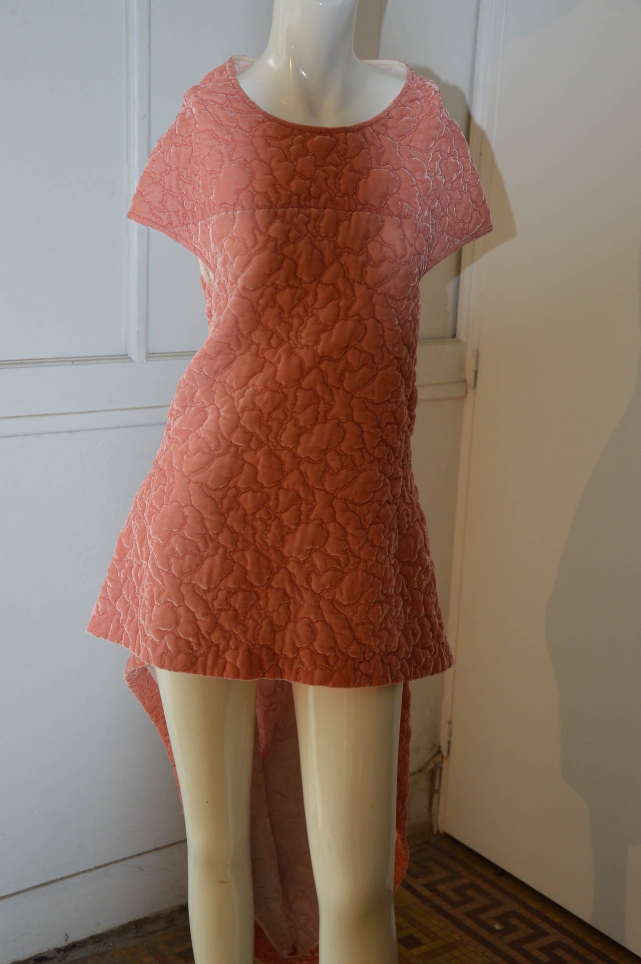 1996 Comme des Garcons Soft Pink Quilted Dress with Train In New Condition In Paris, IDF