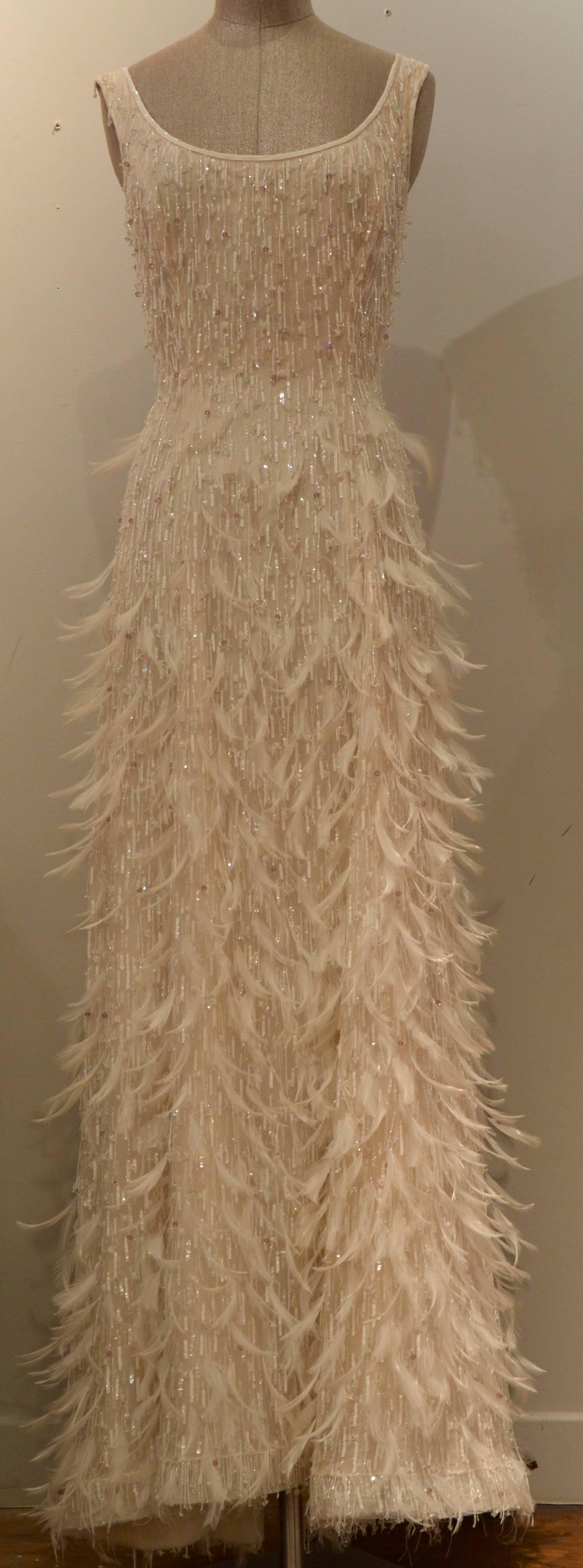 Extremely Rare 1990s Oscar de la Renta for Balmain Haute Couture Gown In Excellent Condition For Sale In Paris, IDF