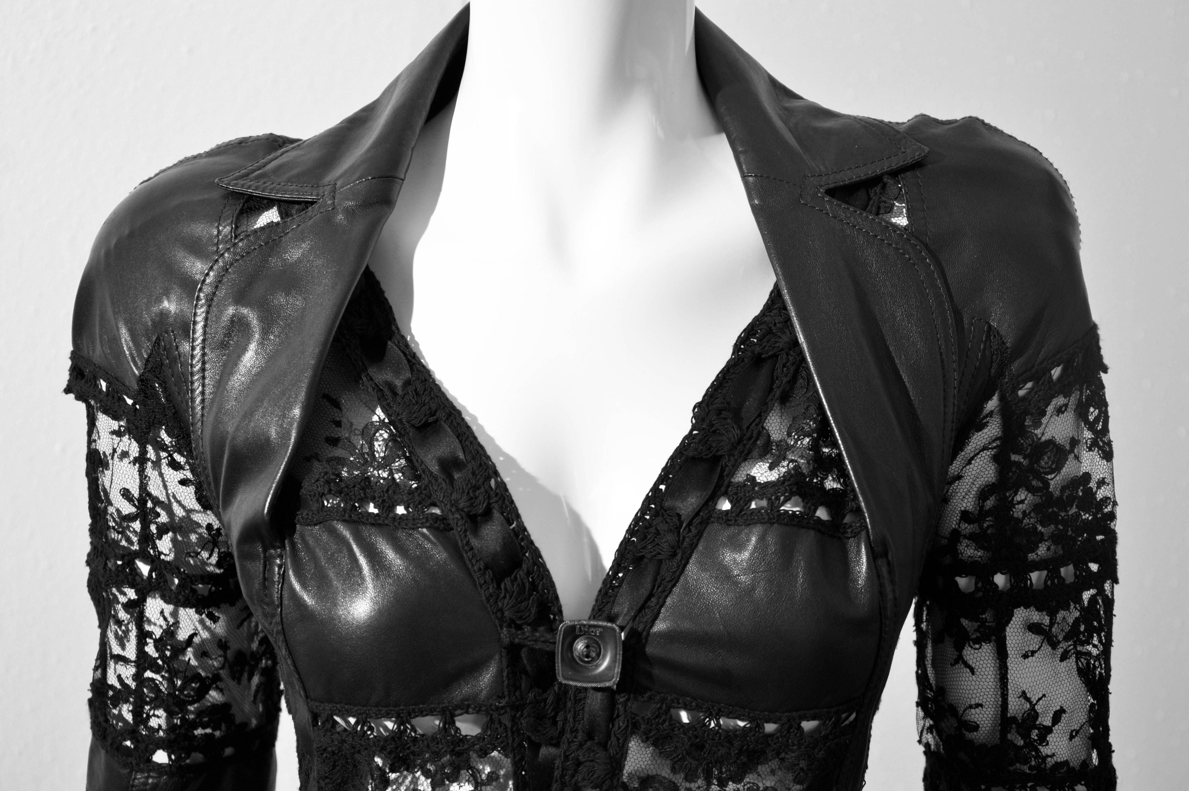 Sexy diner jacket mixed leather and lace inspired 1940s true to John's Galliano talented cut, edgy padded shoulders , padded sides pockets, 
no tag, all 
