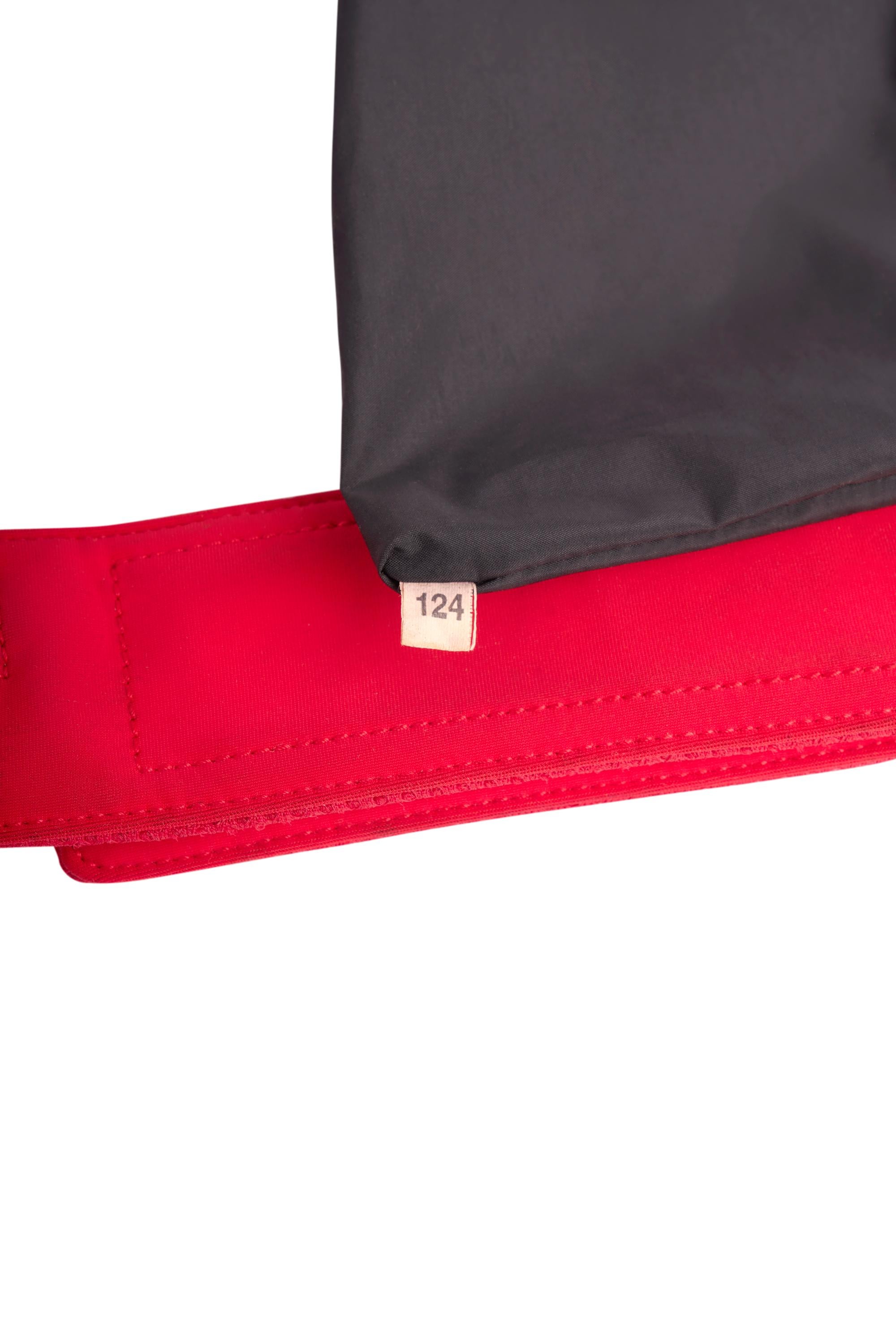 Vintage Miu Miu F&F Vintage 1999 Sac à bandoulière rouge en vente 1