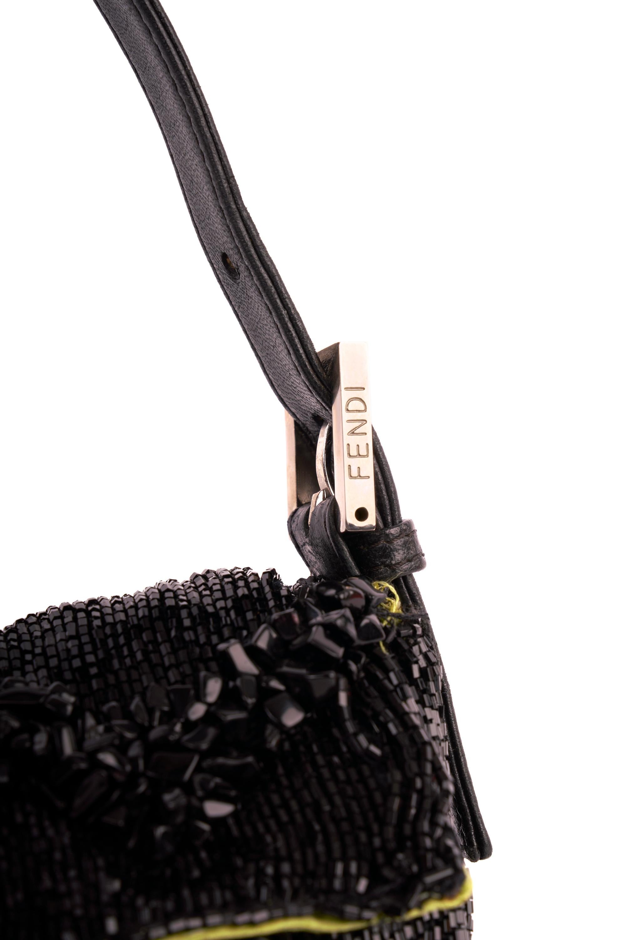 Vintage 1990's Fendi Black Sequin Baguette Bag Baggage Excellent état - En vente à London, GB