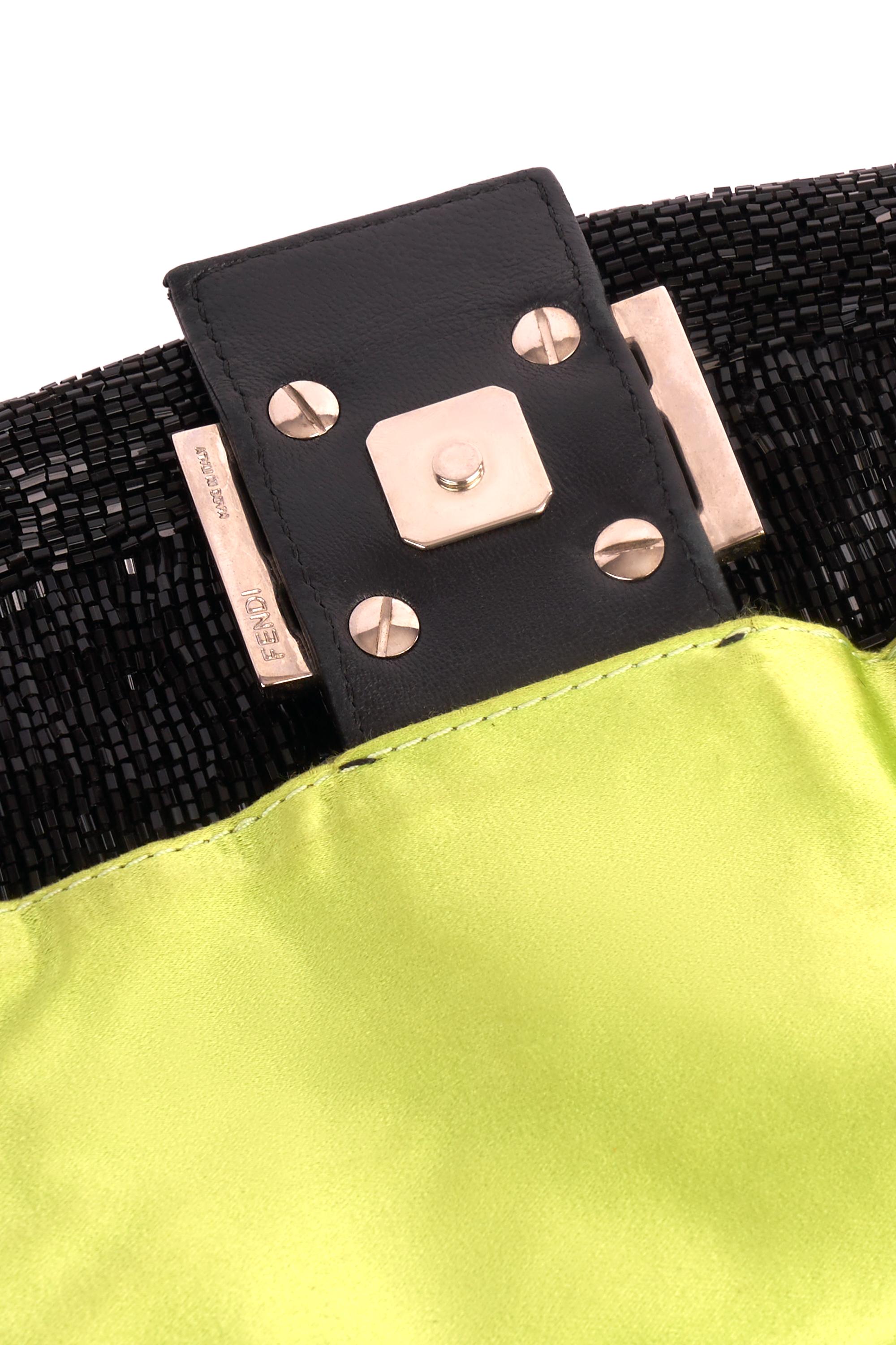 Vintage 1990's Fendi Black Sequin Baguette Bag Baggage en vente 2