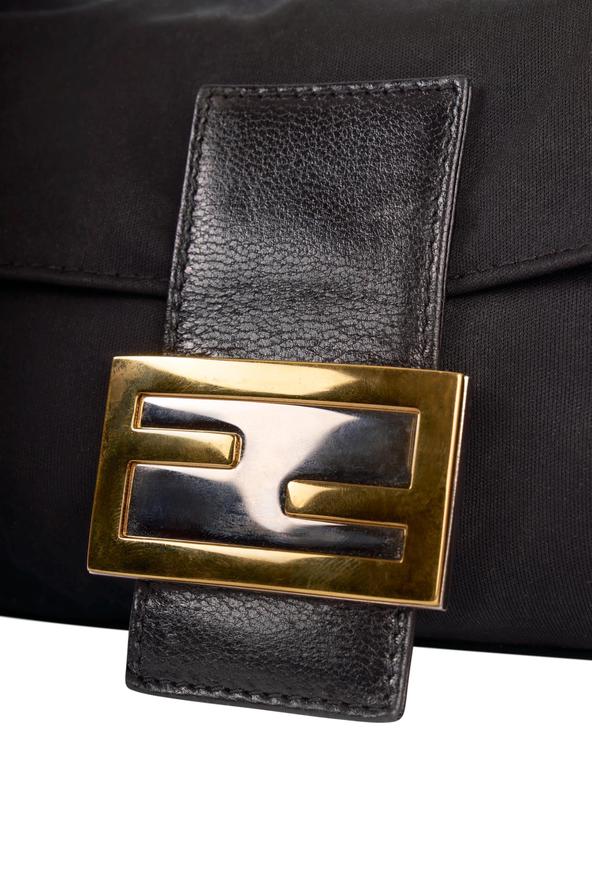 Vintage Fendi 1990's Black Suede Baguette Bag Baggage Excellent état - En vente à London, GB