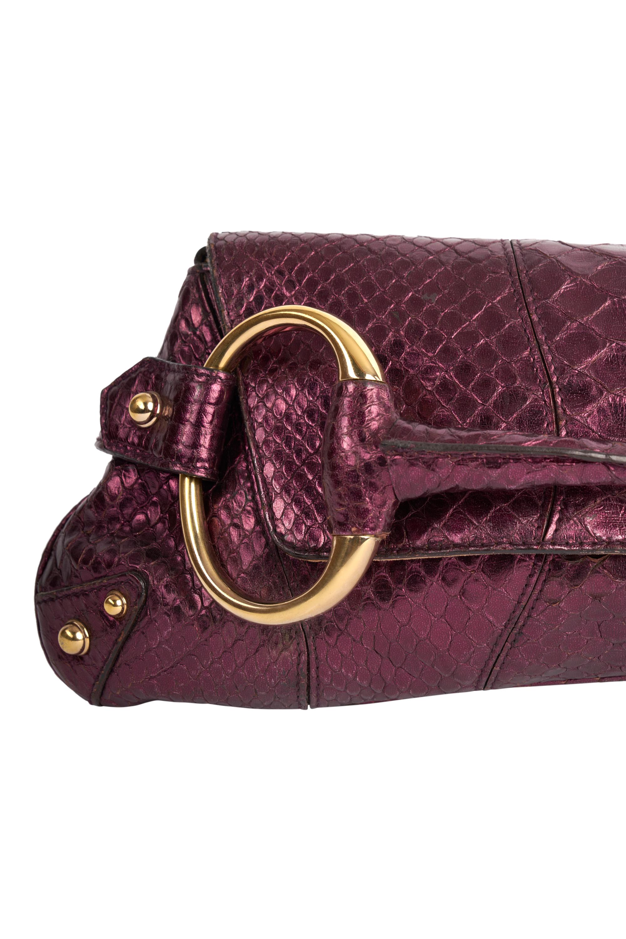 Vintage Gucci 1995 Metallic Purple Python Clutch Excellent état - En vente à London, GB