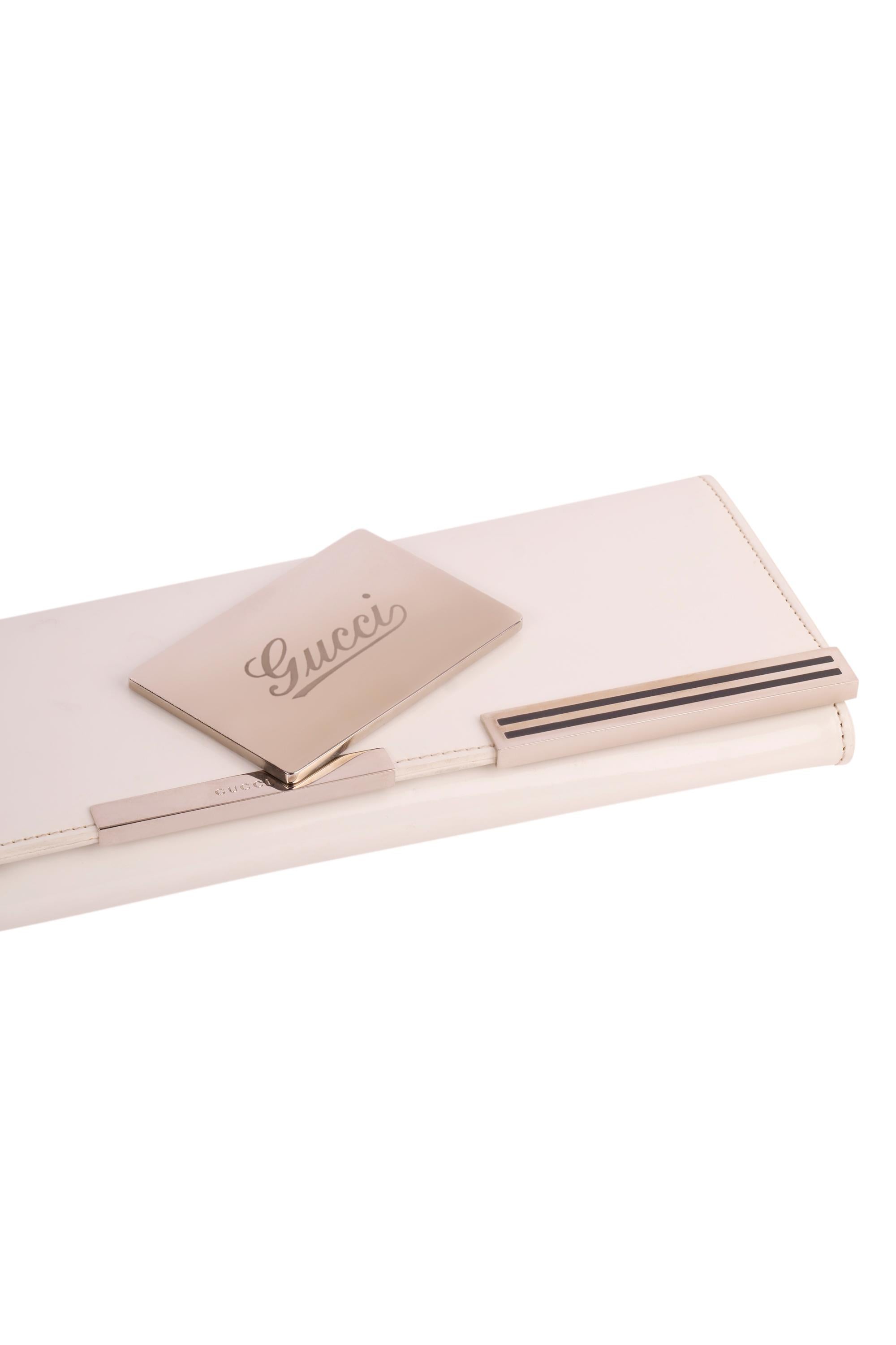 Vintage Gucci 1980's White Patent Rectangular Clutch en vente 3