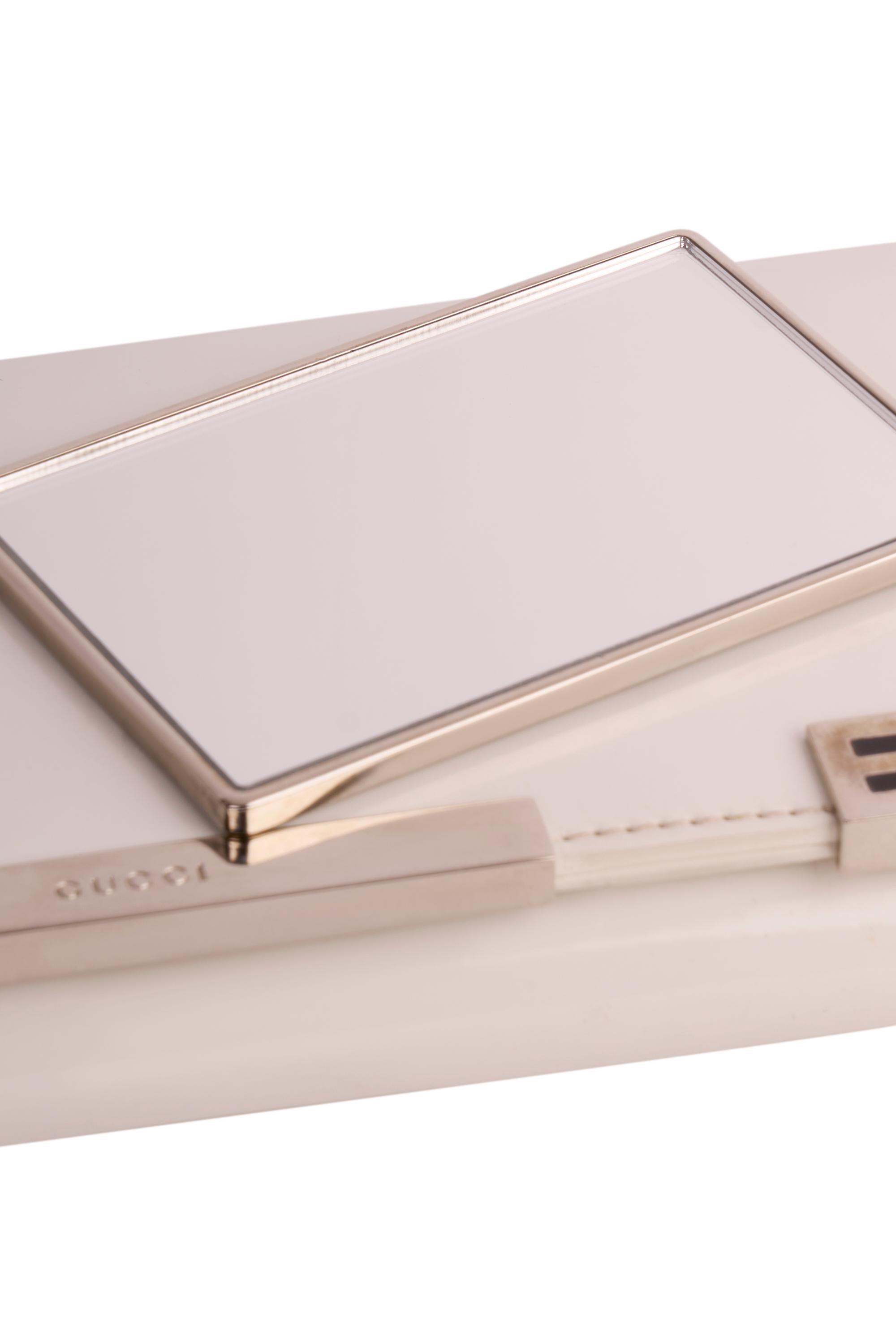 Vintage Gucci 1980's White Patent Rectangular Clutch en vente 5