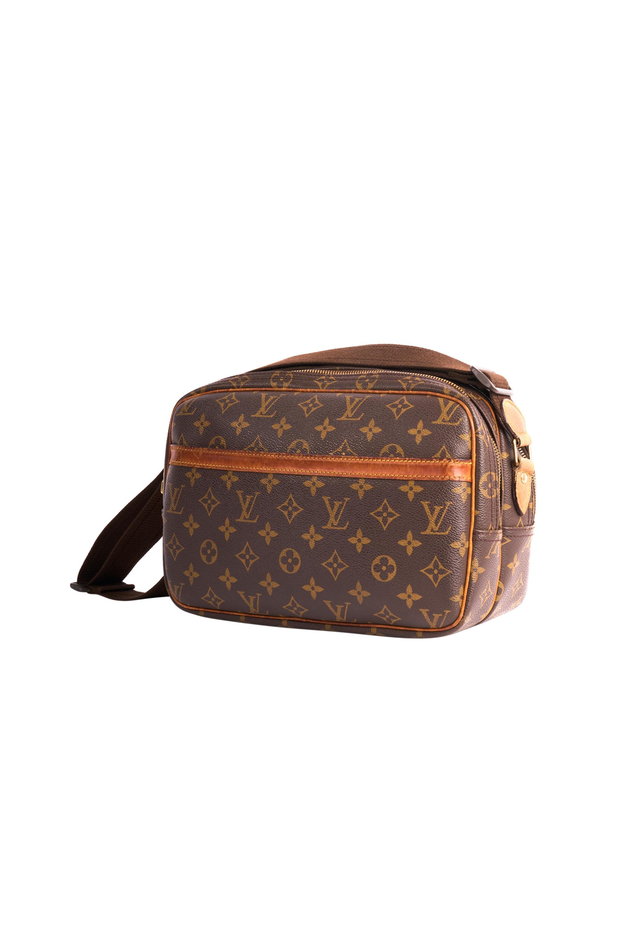 Marron Vintage 1990's Louis Vuitton Monogram Reporter Shoulder Bag en vente