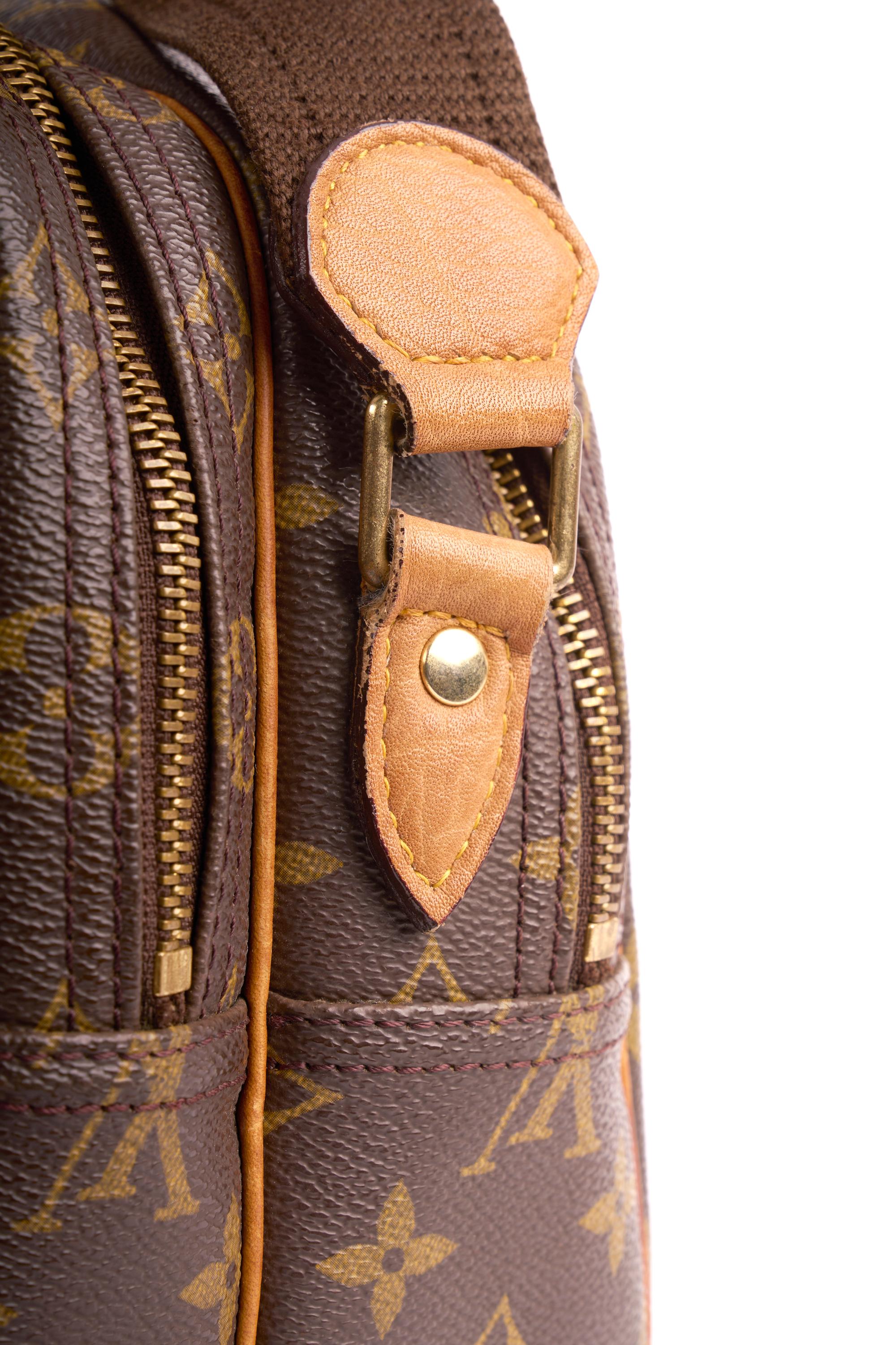 Vintage 1990's Louis Vuitton Monogram Reporter Shoulder Bag en vente 1