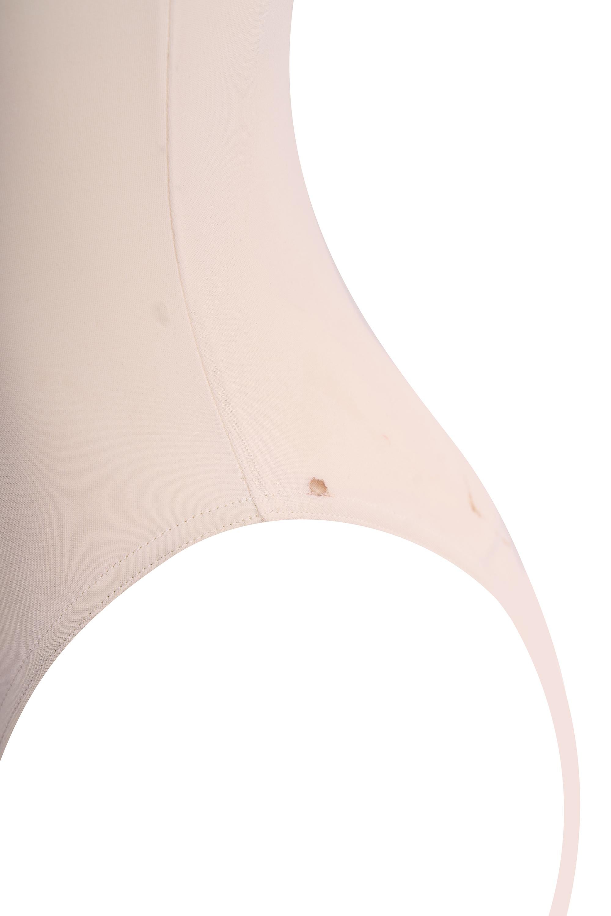 Vintage Gucci by Tom Ford S/S 1998 White One Shoulder Swimsuit (Maillot de bain asymétrique) Unisexe en vente