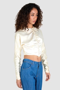 Vintage-Bluse aus elfenbeinfarbenem Satin mit Perlenstickerei aus den 1940er Jahren, kurz geschnitten