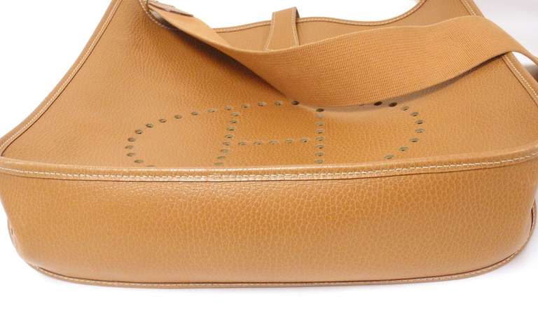 Hermes Evelyne GM natural Gold Ardennes leather GHW shoulder bag ...