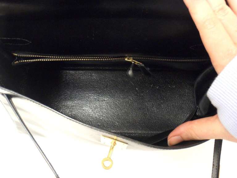 Women's HERMES KELLY 32cm Black Box Calf Gold Hardware Strap Handbag