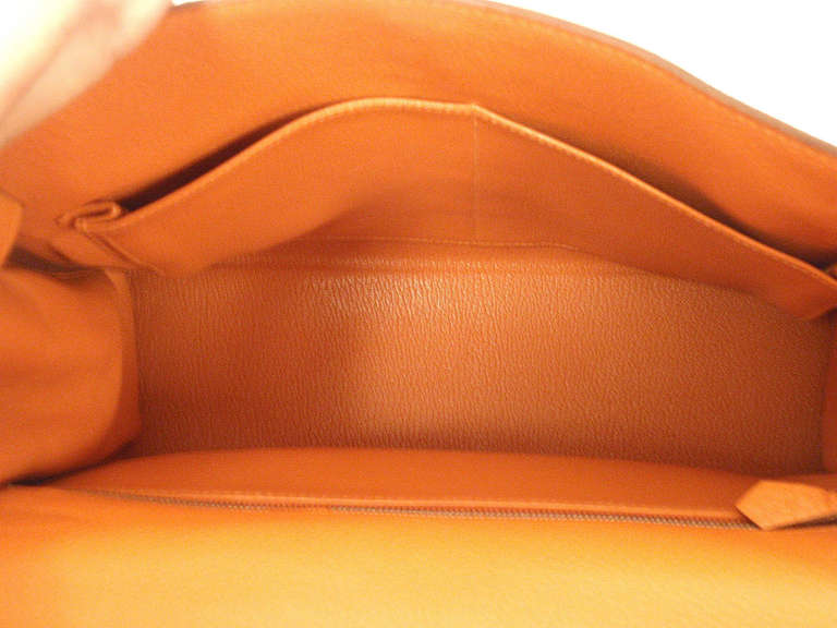 HERMES KELLY 32cm Orance Clemence Palladium Hardware Shoulder Handbag, Year 2003 3