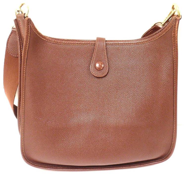 Hermes Evelyne PM Brownish Red Epsom Leather GHW Shoulder Bag, 2002 In Excellent Condition In Holland, PA