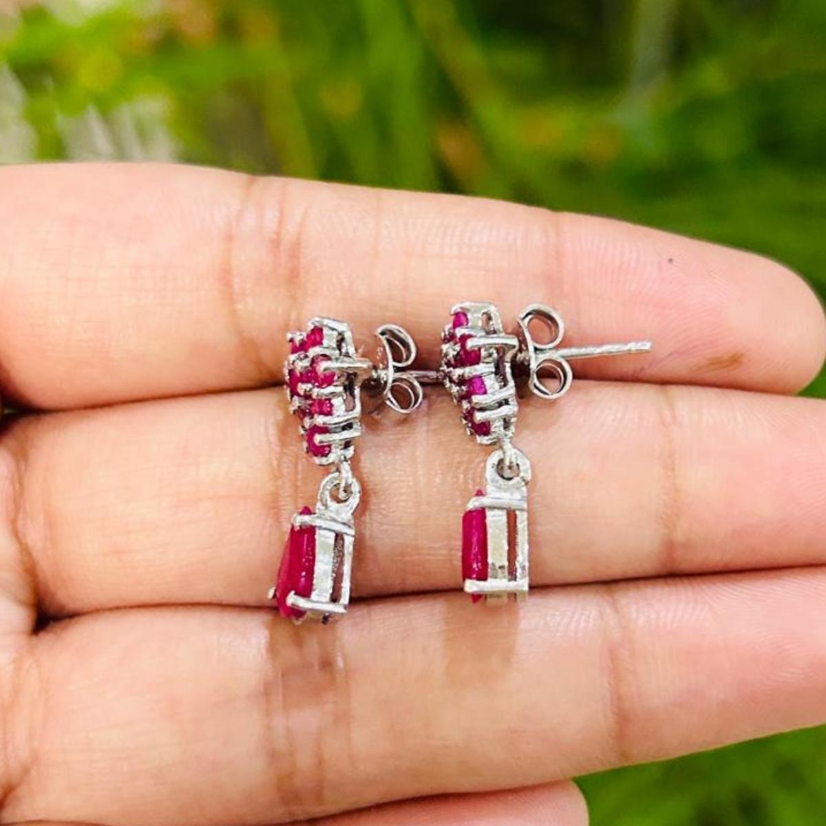 Boucles d'oreilles pendantes Art Déco en argent Sterling Silver 925 avec grappes de rubis véritables pour maman Pour femmes en vente